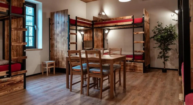 Кровать в общем номере (женский номер) Turn Hostel