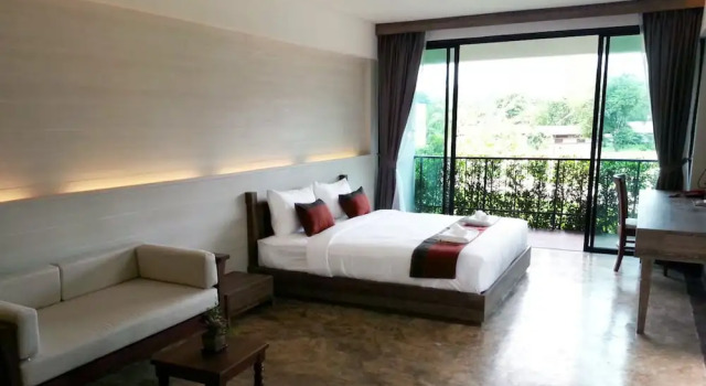 Люкс Presidential с балконом B2 Mae Hong Son Premier Hotel