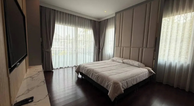 House Near Suvarnabhumi Airport
