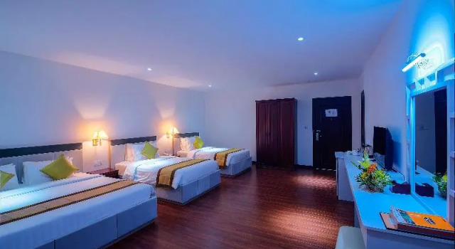 Номер Standard с видом на город Starry Angkor Hotel