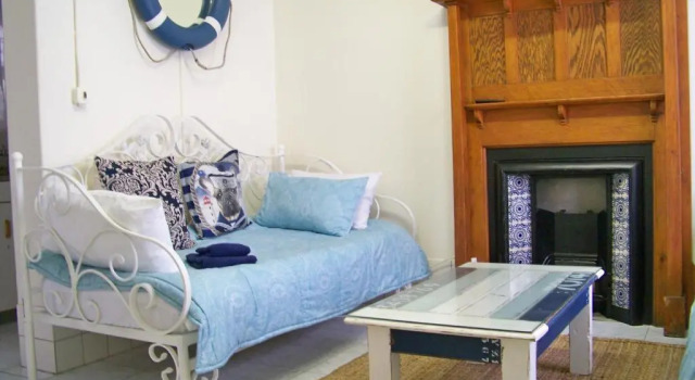 Camera Standard Jetty Self-Catering
