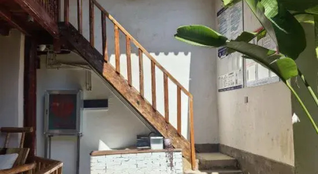 Lane’s End Homestay, Rezervasyon Otel Weishan Yunnan