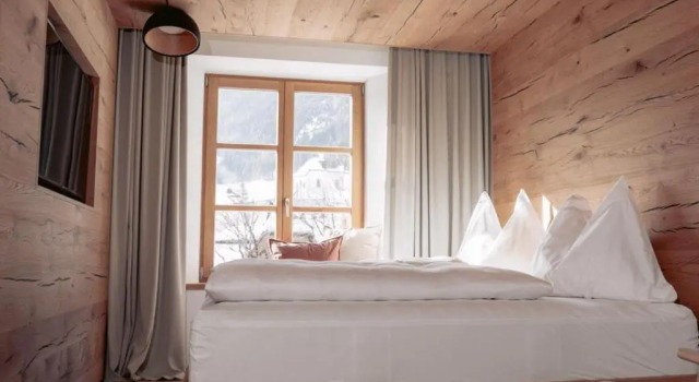 Mesnerhaus & Gourmetrestaurant Mesnerhaus mit 4 Hauben, Rezerwuj Hotel Hotele w Salzburg z parkingiem, Parking