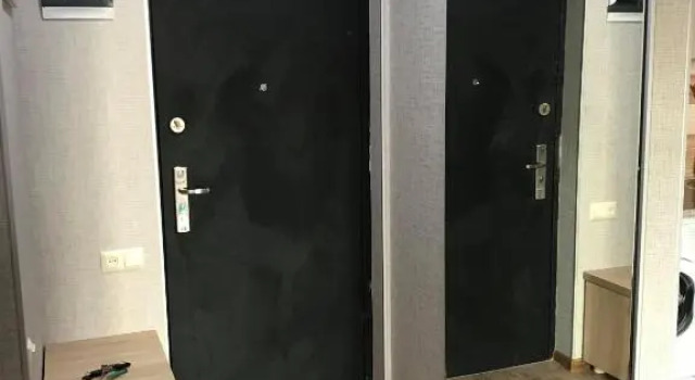 2-Zimmer Wohnung In Einem Wohnhaus, Book Hotel Batumi 