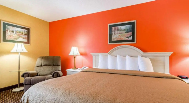 Номер Standard Quality Inn & Suites Manhattan