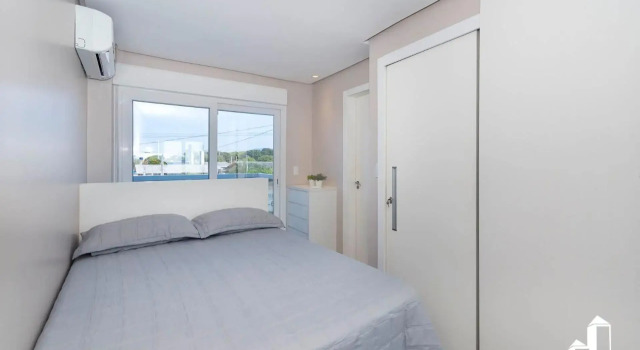 Encantadora casa com 02 suítes à beira-mar, Забронировать Отель Бомбиньяс Санта-Катарина