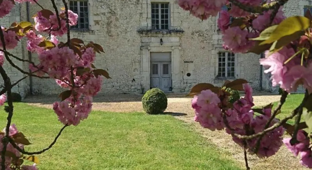 Domaine de Bourgville, Забронировать Отель Мон-Сюр-Ген Вьен
