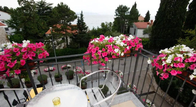 Апартаменты Central apartments near the Beach