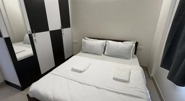 Trinetra Homes 102, Rezervovat Hotel Bangalore Bangalore
