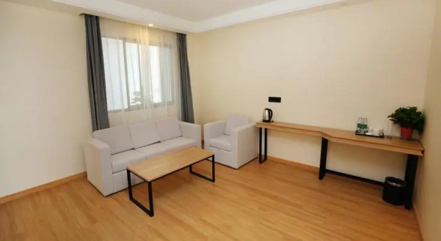 Green Tree Inn Jiangning District Hehai University Niushou Mountain Scenic Area, Book Hotel Hotels in Jiangning with Parking, Parking