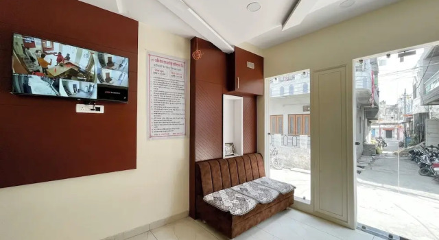 Hotel Gupta Residency - near Temple