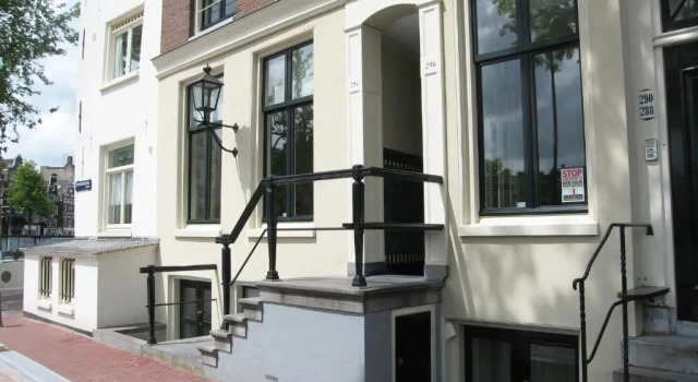 Студия Amsterdam Canal Guest Apartment