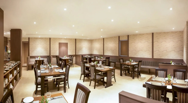 The Lotus Hotel Sameera, Забронировать Отель Отели штата Тамилнада 3 звезды, 3*