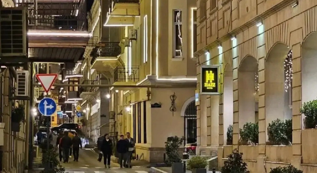 Hazz Nemi Hotel, Забронировать Отель Отели Баку 3 звезды, рядом с Станция метро Низами, 3*