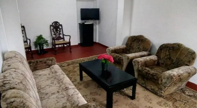 White Cottage 25