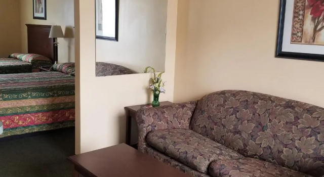 Suite Deluxe Perry-O Inn & Suites