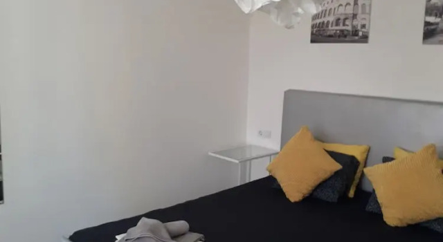 Hostel Ljiljana, Забронировать Хостел Хостелы Пула, рядом с Pula Twin Gates, Хостел