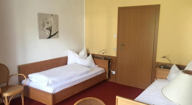 Двухместный номер Standard с балконом Hotel Zima