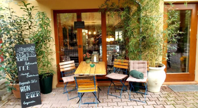 Beautiful And Cozy Remise for Up To 6 Guests
