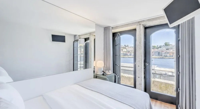 Oporto Street Fonte Taurina - Riverfront Suites, Забронировать Отель Отели Порту 3 звезды, рядом с Каиш-де-Гайя, 3*