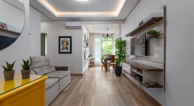 Modern in Copacabana | SC305LT Z3