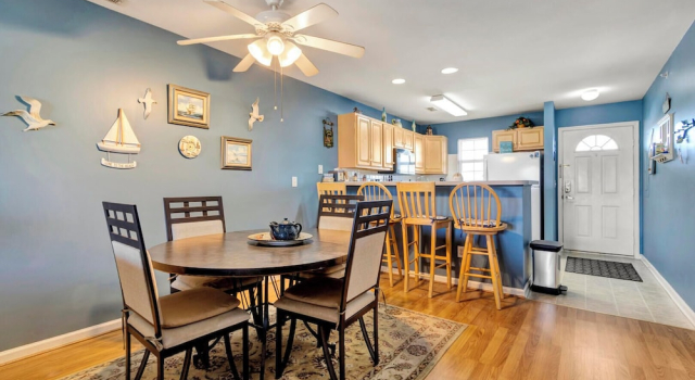Palm Drive 36525 #5304, Забронировать Отель Рехобот-Бич Delaware Beaches, рядом с Аутлет-центр Tanger Outlets Rehoboth Beach