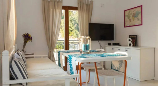 Апартаменты с видом на море Apartments Fig&Olive