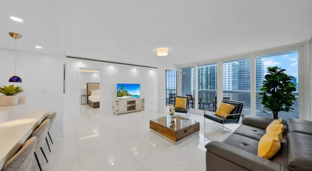 Chic Bayfront Condo With Stunning View, Забронировать Апартаменты/квартира Апартаменты Miami Metropolitan Area, Апартаменты/квартира