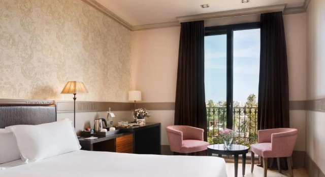 Двухместный номер Deluxe Duquesa de Cardona Hotel 4 Sup by Grup Duquessa
