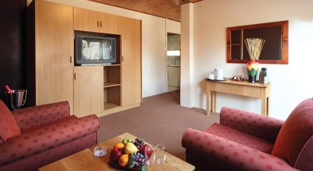 SanRock Resort, Book Ferieresort Modimolle Waterberg