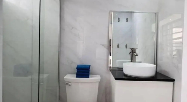 Апартаменты Esperanza Beach 2BDR 2B Oceanfront Pool