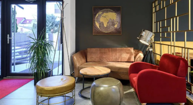 Charm Boutique Hotel