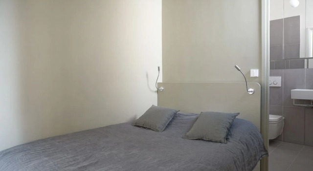 Etoile - Studio - Paris 8, Забронировать Отель Отели Парижа с парковкой, рядом с Буасьер, Парковка