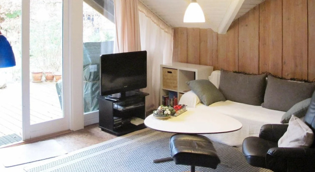 Elite Holiday Home in Stege Zealand With Terrace, Rezerwuj Dom wakacyjny Stege Mon