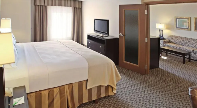 Двухместный люкс Wyndham Grand Executive Center Little Rock Airport