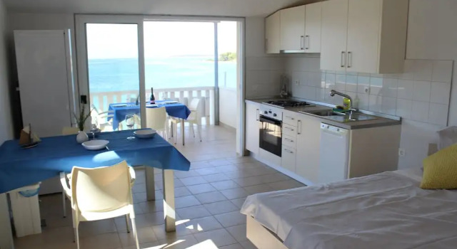 Апартаменты c 1 комнатой с видом на море Apartments Andrea