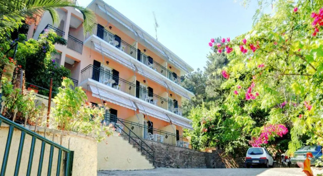 Студия Empress Corfu
