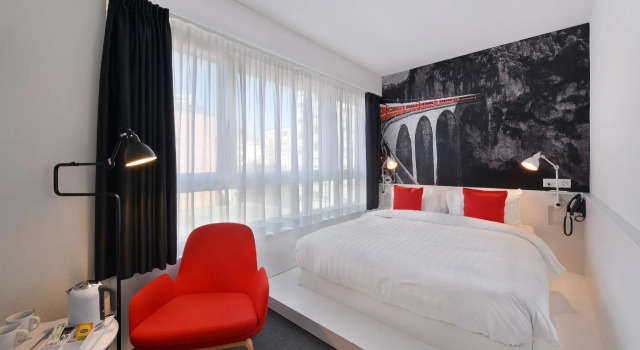 Одноместный номер Standard Home Swiss Hotel