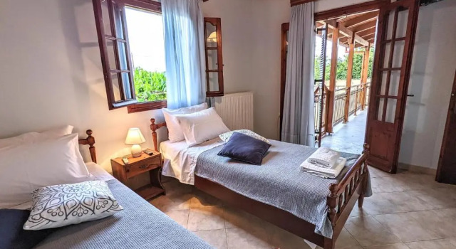 Коттедж Lovely Lontza, A Cozy 2-Bedroom House.