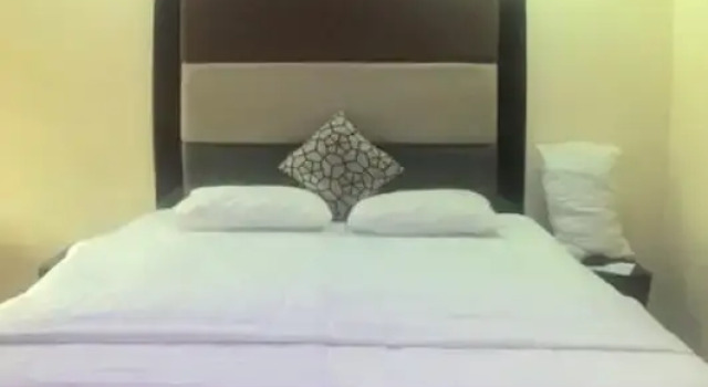 Номер Deluxe SENATORS SUITES and TOWERS HOTEL