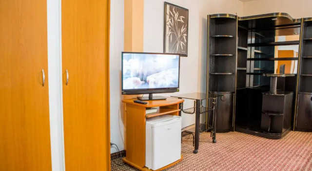 Полулюкс Hotel Darina