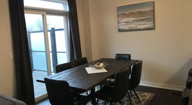 Exceptional Townhouse at Lake Ontario, Varaa Hotelli Vineland Ontario