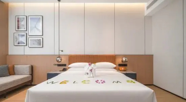 Люкс Executive Four Points by Sheraton Xishuangbanna