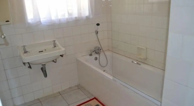 Camera Standard Ebuhleni Guest Lodge