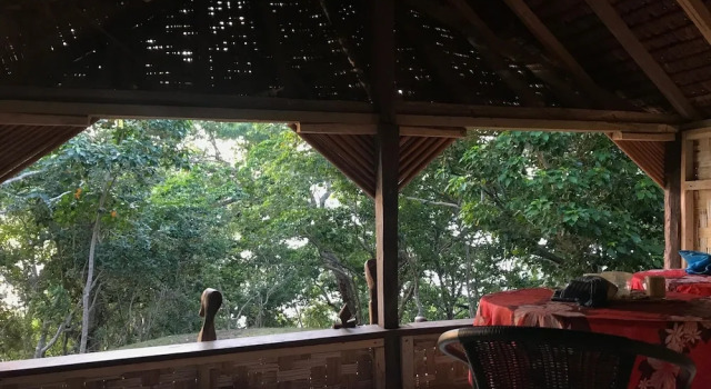 Номер Classic Mahun on the Lagoon Bungalows