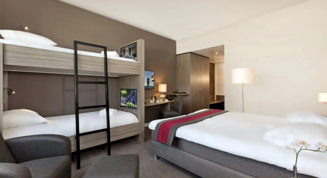 Семейный номер Standard Fletcher Hotel-Restaurant Wings-Rotterdam