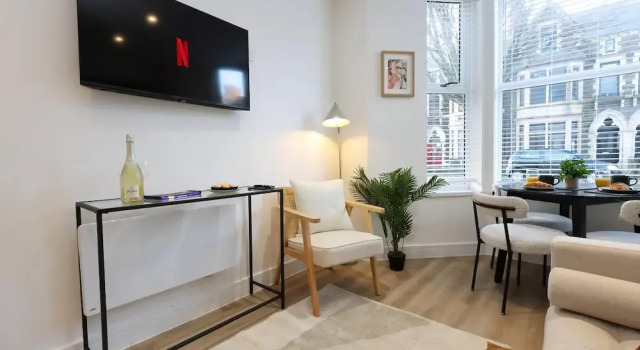Modern & Cosy 2 Bed Flat in Charming Roath