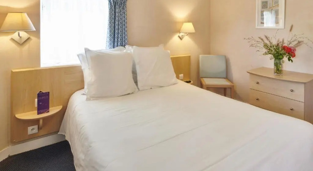 Трёхместный номер Standard Hôtel Vacances Bleues Villa Caroline