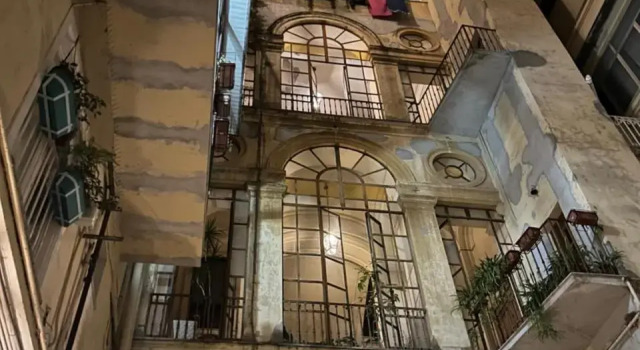 3b Studio Vesuvio, Забронировать Отель Отели Неаполя с бассейном, рядом с Концертный зал «Напулитаната», Бассейн