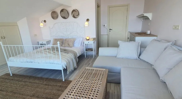 Fi̇ Salda, Rezervovat Hotel Salda Burdur